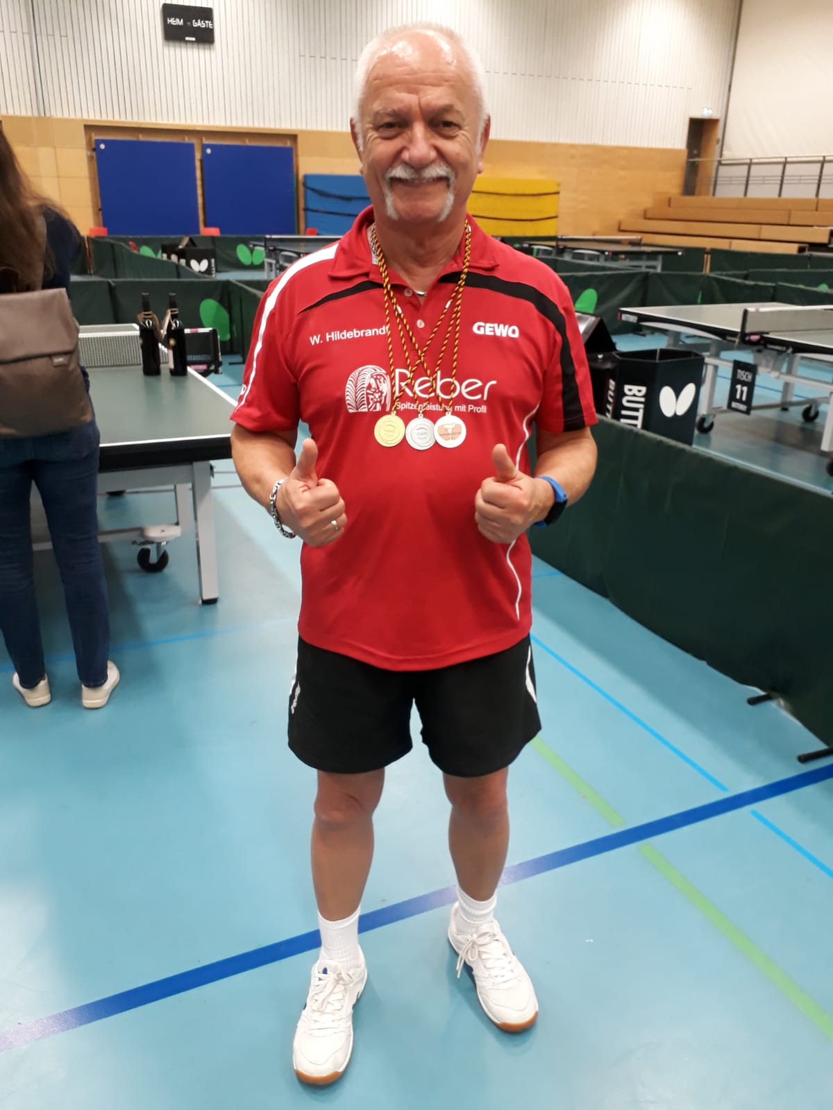Wilfried "Brett" Hildebrandt sahnt bei den Baden-Württenbergischen Meisterschaften kräftig ab!