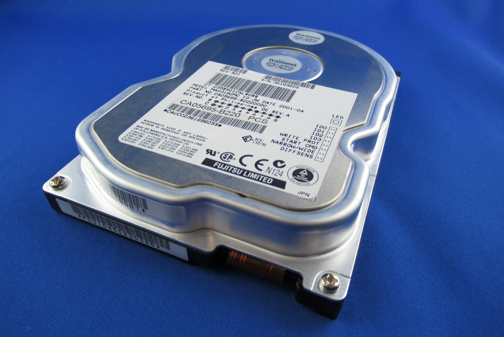 Festplatte 3,5" 18,2 GB SCA U160 FUJITSU MAH3182MC