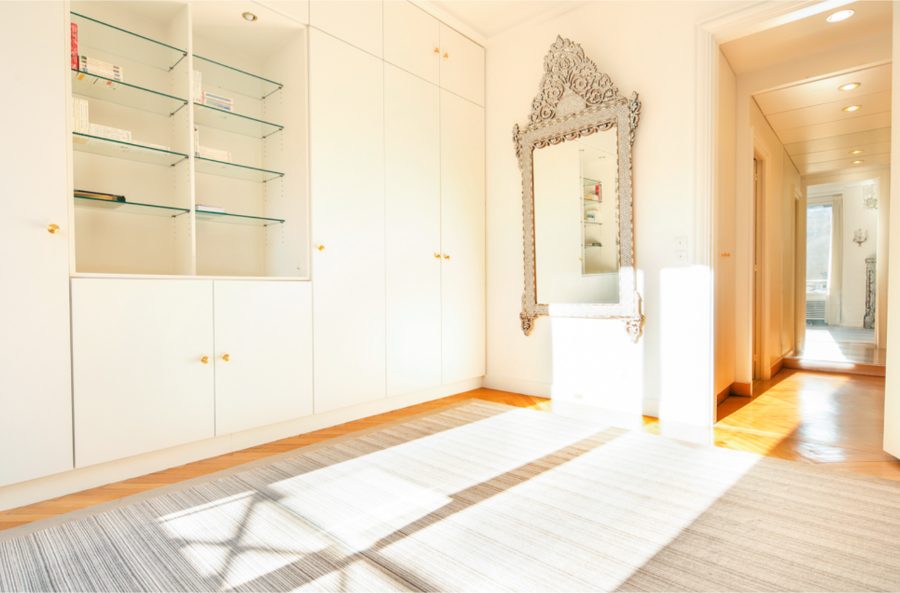 Paris_Appartment-hellpng