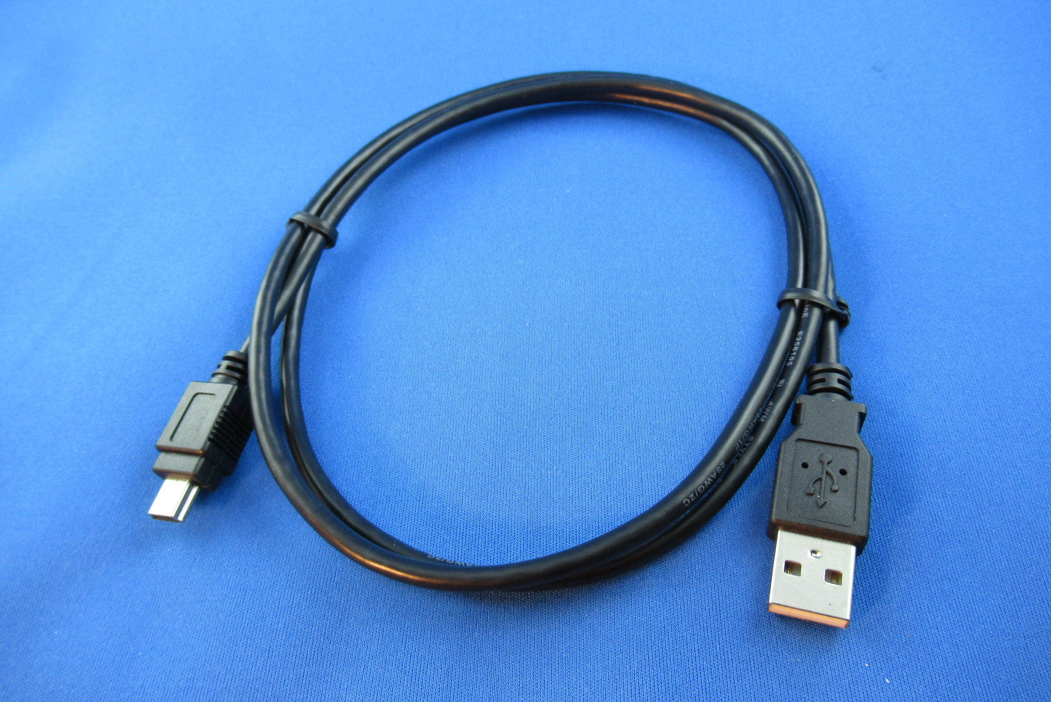Mini-USB-Kabel (Typ 1 Standard),  1m,  5-pol. INTOS 33107S