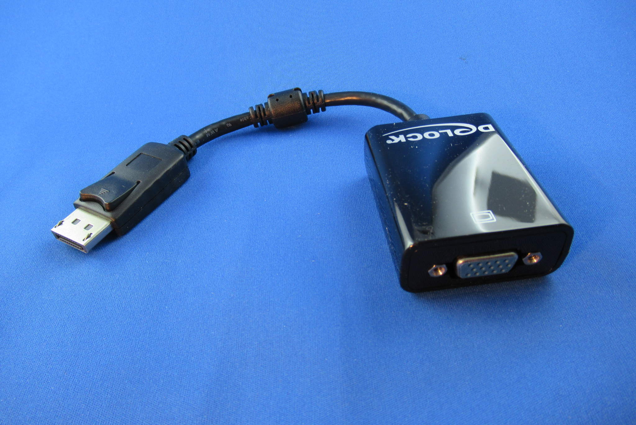 Adapter DP (Stecker) zu VGA (Buchse) DELOCK 61848