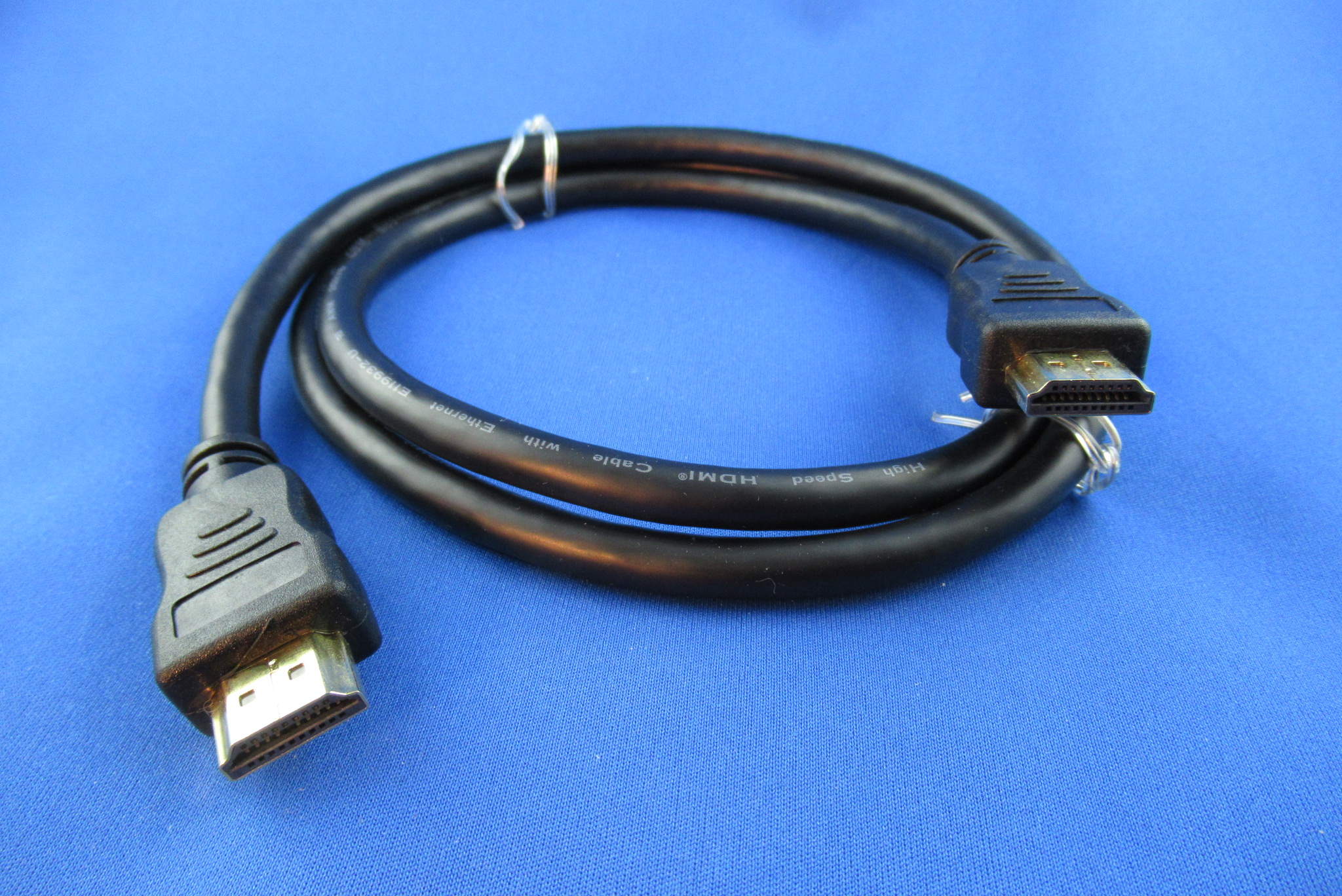 HDMI-Kabel Stecker/Stecker 1,0m Gold HDMI 2.0 schwarz INTOS 17501P