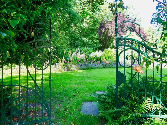 Landeswarfen_Tusculum_Gartenimpressionenen2jpeg