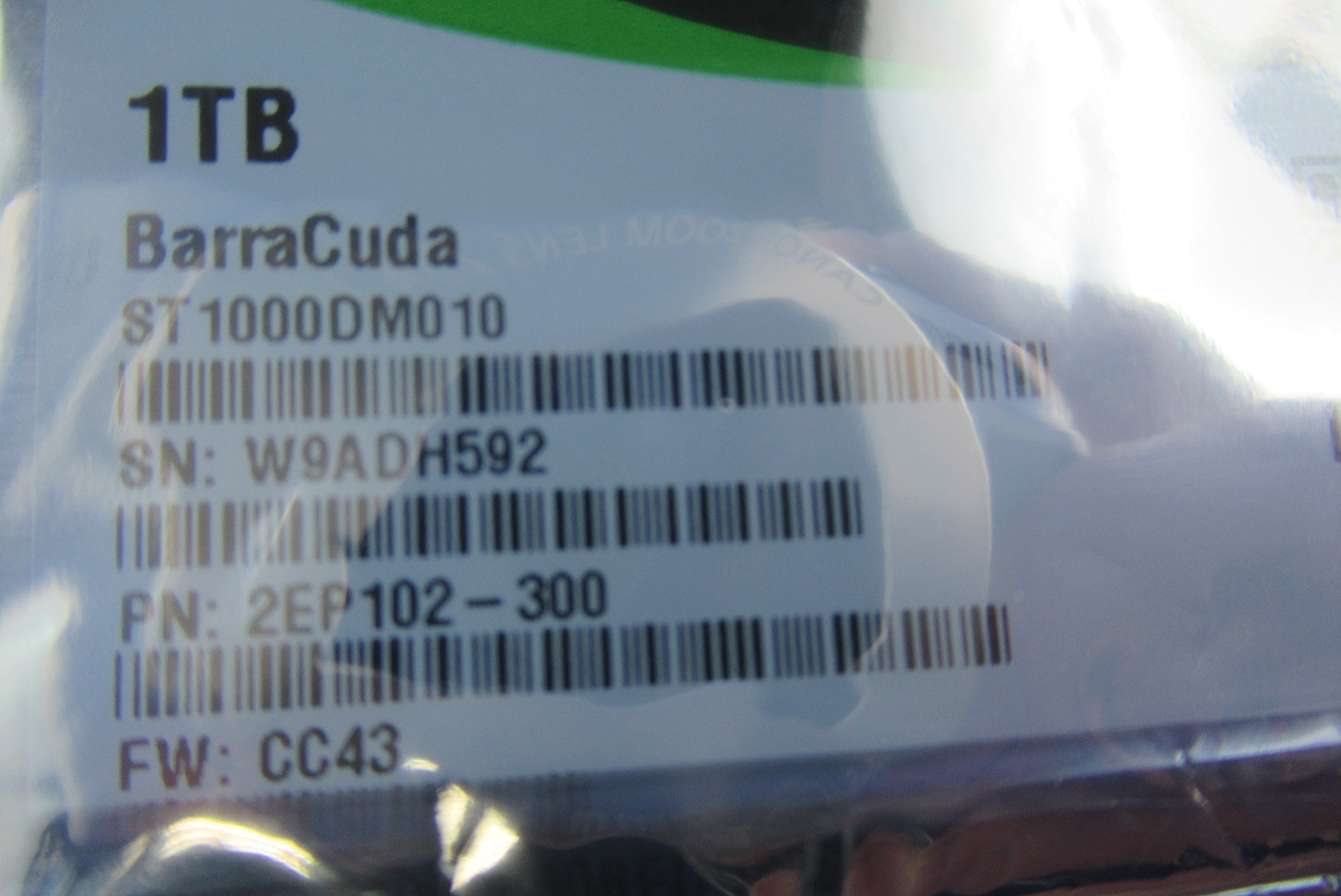 Festplatte 3,5" 1 TB S-ATA Seagate BarraCuda ST1000DM010