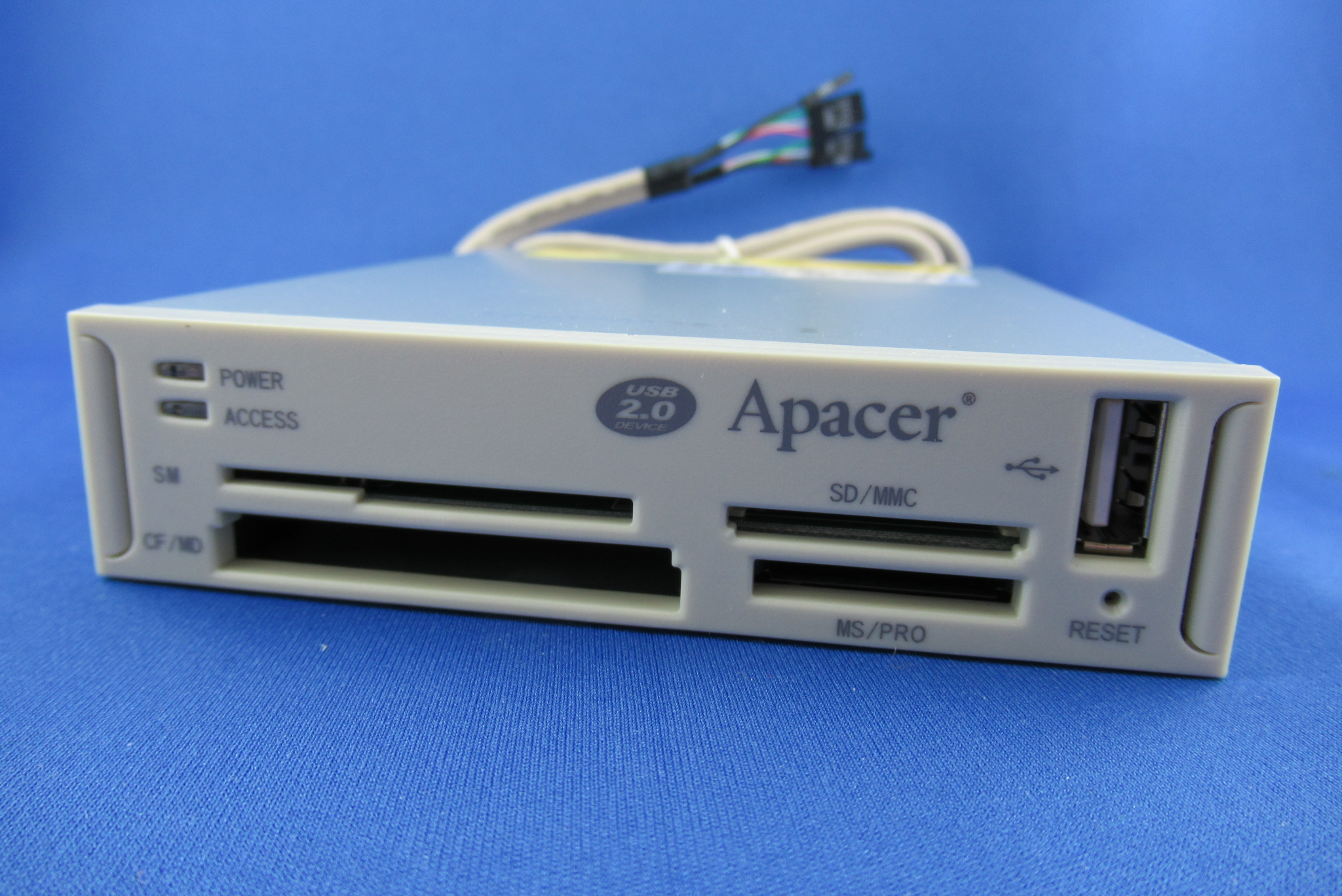 3,5" 7-in-1 Multislot-Kartenleser intern USB 2.0 APACER AP-C7CRW-31