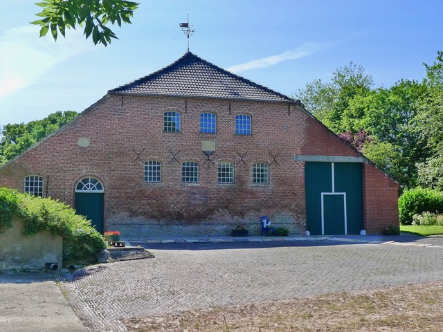Landeswarfen_Tusculum-Hauptscheune2jpeg